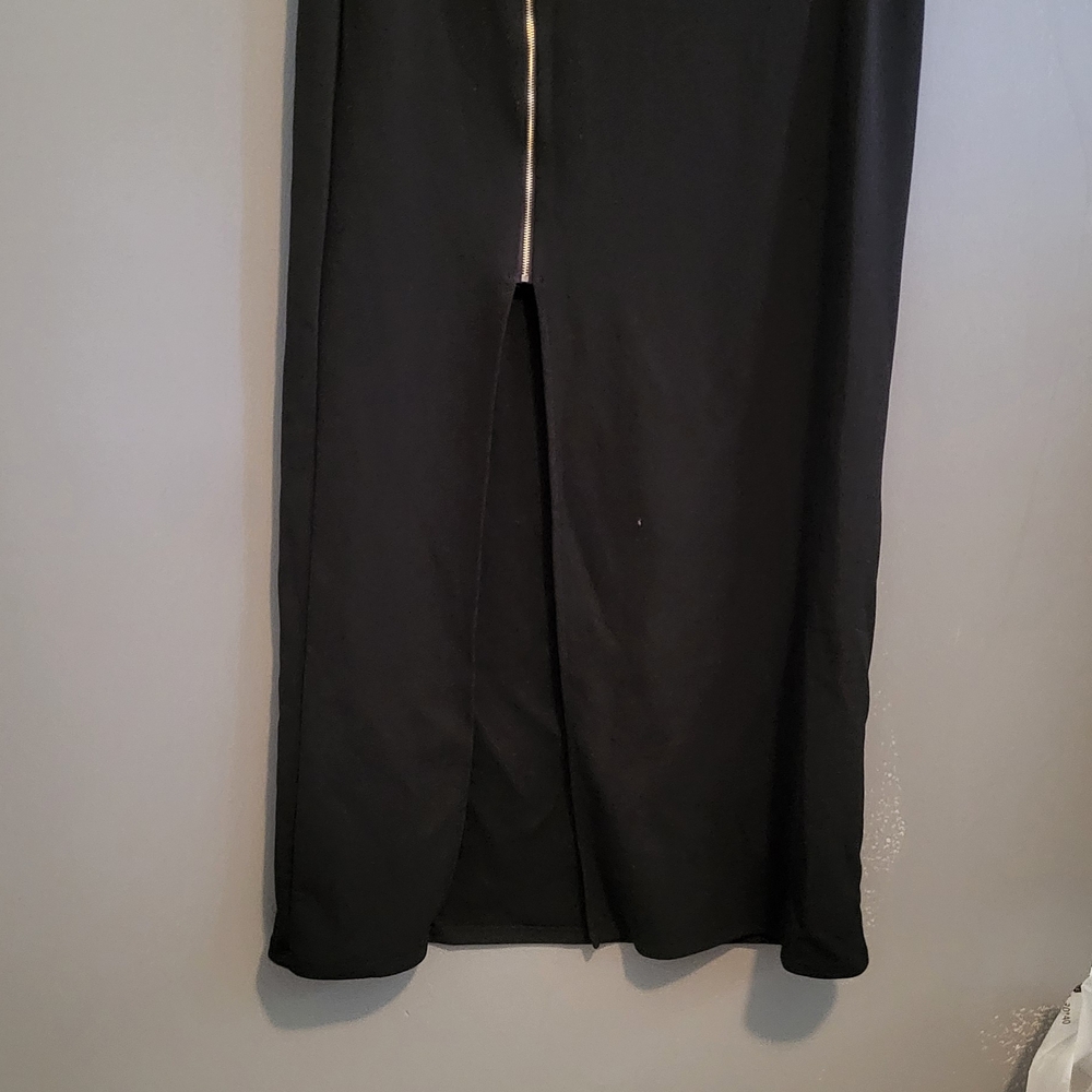 Elegant Black Skirt with Front Slit